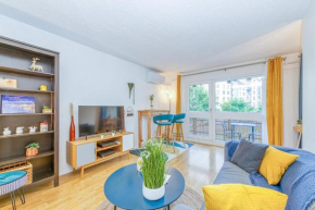Charming T2, wifi, air conditioning, balcony